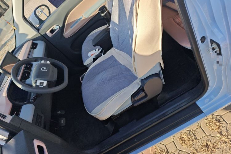 Used Chery QQ Ice Cream 2024 Edition Youth Version 205km Sundae