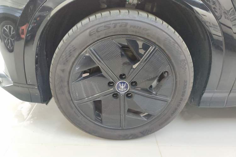 Used BYD Song L EV 2025 550 km Excellence Version Exterior 7