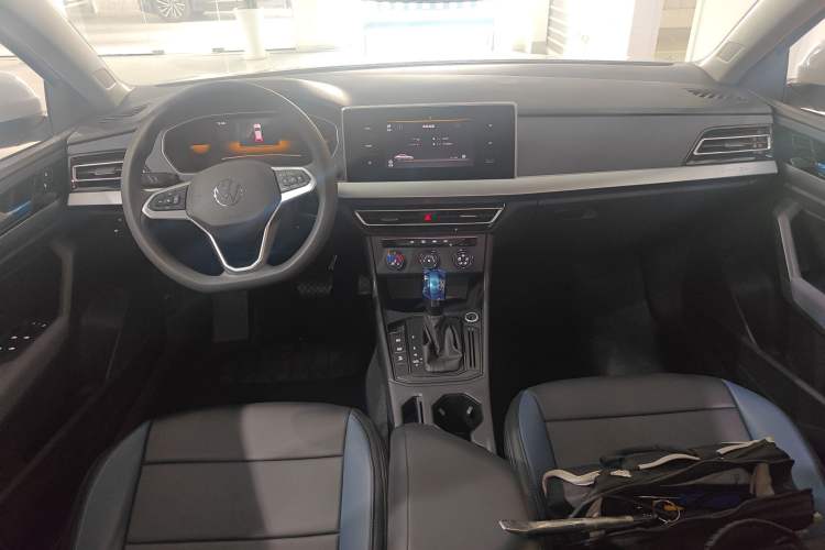 Used Volkswagen Lavida 2024 1.5L Automatic DeYi Edition Interior 2