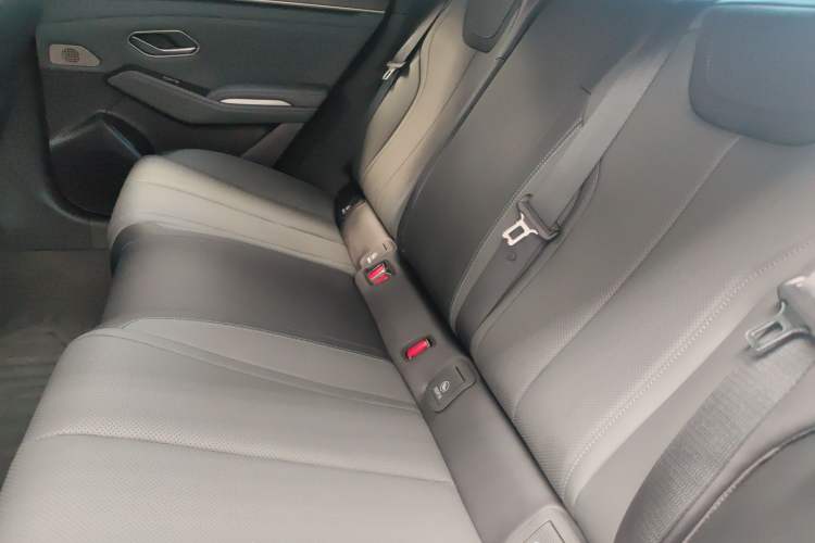 Used BYD Qin L 2024 DM-i 80KM Beyond Model Left Rear Seat