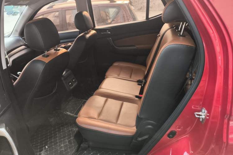 Used Oshan CX70 2016 1.6L Manual Luxury Model
