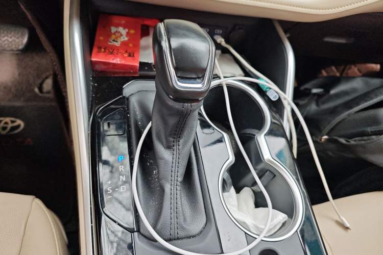 Used Toyota Highlander 2022 Dual-Engine 2.5L Four-Wheel Drive Prestige Version 7 Seats