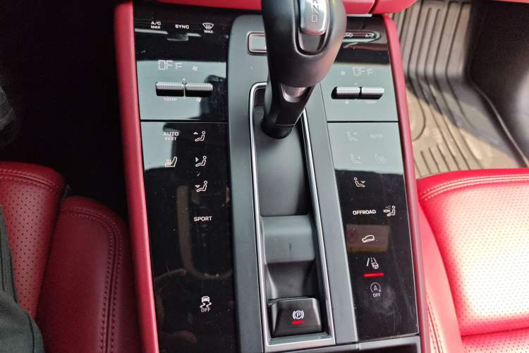 Used Porsche Macan 2022 Macan 2.0T