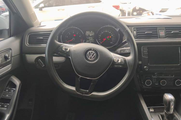 Used Volkswagen Sagitar 2018 1.6L Automatic Comfort Model
