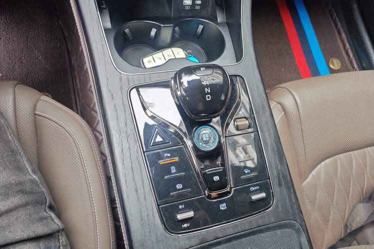 Used BYD Han 2022 DM-i 121KM Luxury Model