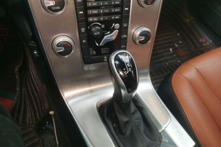 Used Volvo S60 2017 S60L T3 Smart Upgrade Edition
