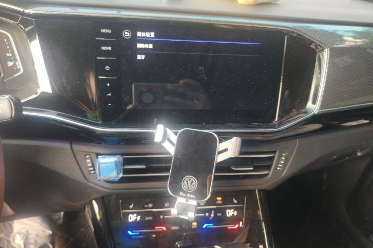 Used Volkswagen Tayron X 2020 380TSI Four-Wheel Drive Flagship Smart Connectivity Version Audio And AC Panel