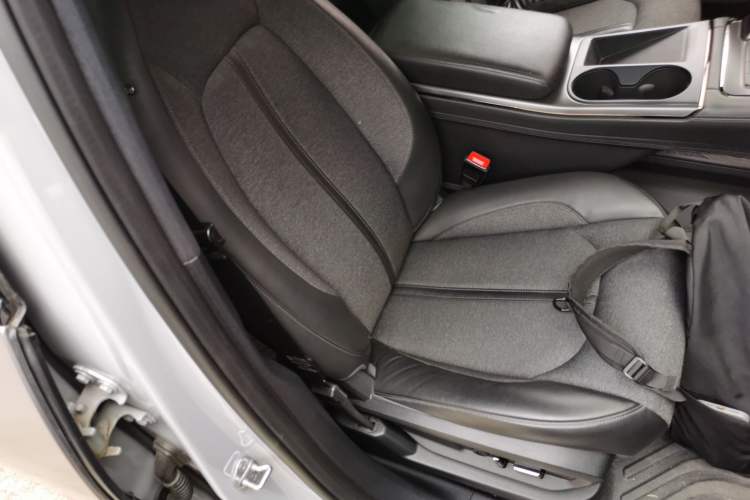 Used Nio EC6 2020 615 km Performance Edition Right Front Seat