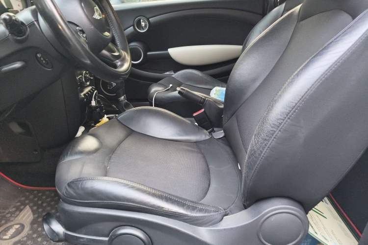 Used MINI Clubman 2010 1.6L COOPER Cheer
