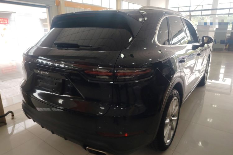 Used Porsche Cayenne 2018 Cayenne 3.0T Rear Right 45 Deg