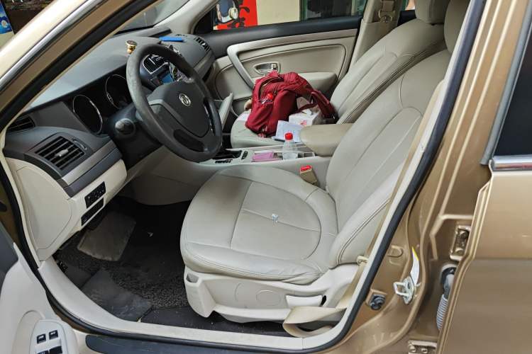 Used Dongfeng Aeolus A60 2016 1.5L Automatic Luxury Version