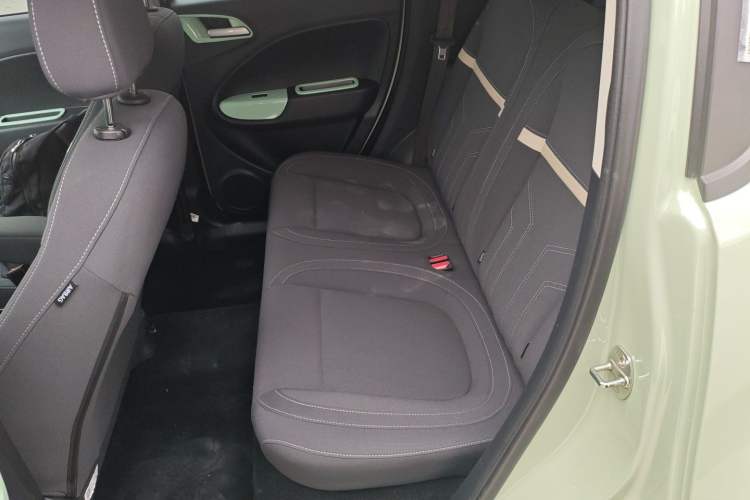 Used ORA White Cat 2022 Upgraded Model 305km Range Luxury Version Lithium-Ion Battery
