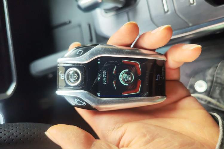 Used JETOUR Traveler 2023 2.0T All-Wheel Drive CrossPRO+ Vehicle Key