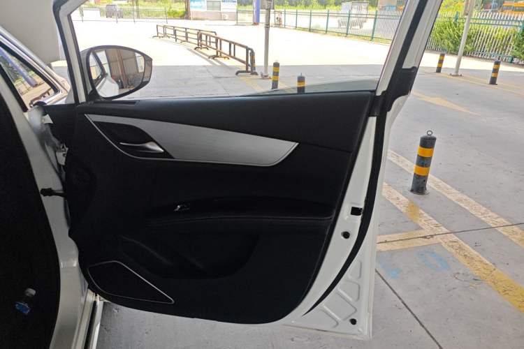 Used BYD Song MAX 2021 Upgraded Model 1.5T Automatic Luxury 7-Seater