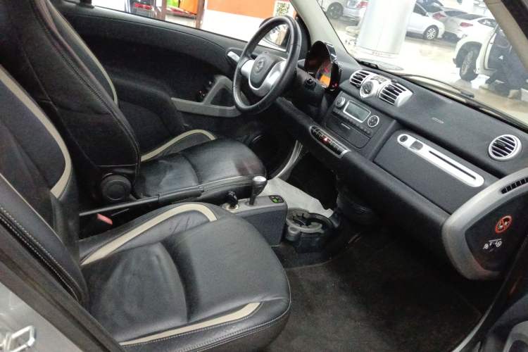 Used smart fortwo 2012 1.0 MHD Convertible Passion Edition
