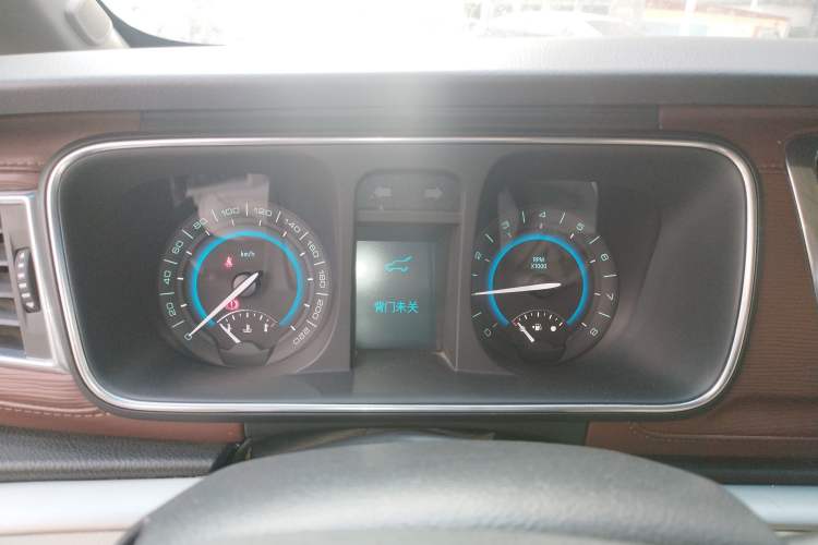 Used Buick GL8 2014 2.4L LT Luxury Business Executive Edition
