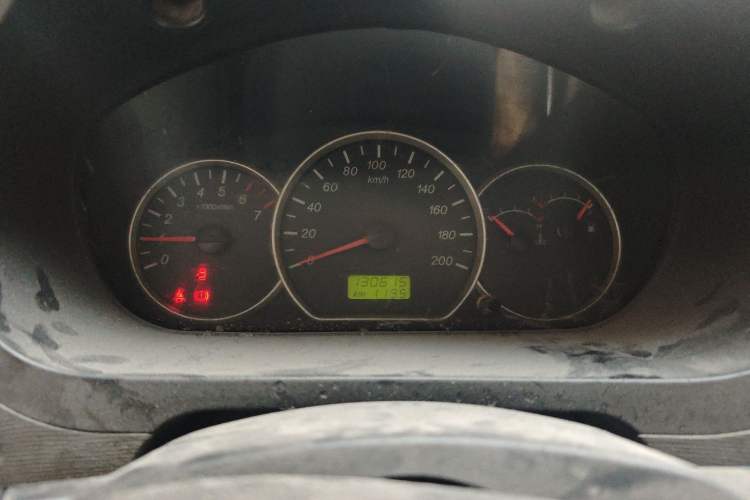 Used Wuling Hongguang 2014 1.2L Standard Model China IV
