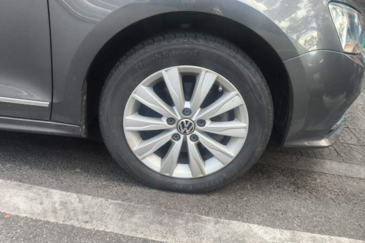 Used Volkswagen Sagitar 2015 230TSI Automatic Comfort Version