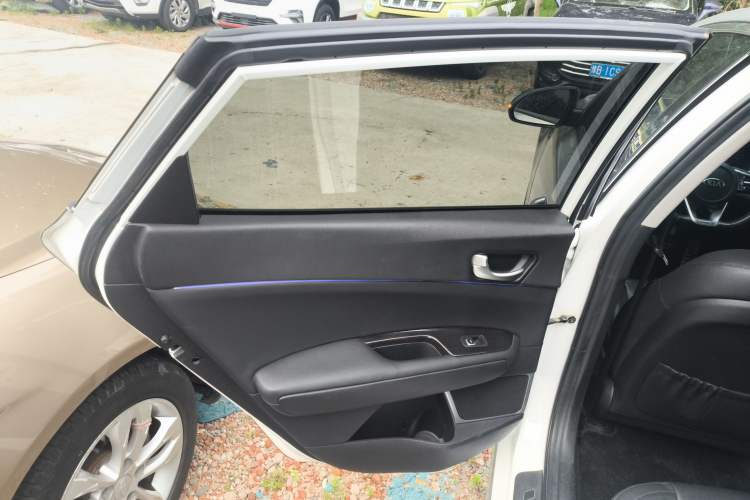 Used Kia K5 2019 Pro 1.6T Automatic Luxury Edition China VI Standard
