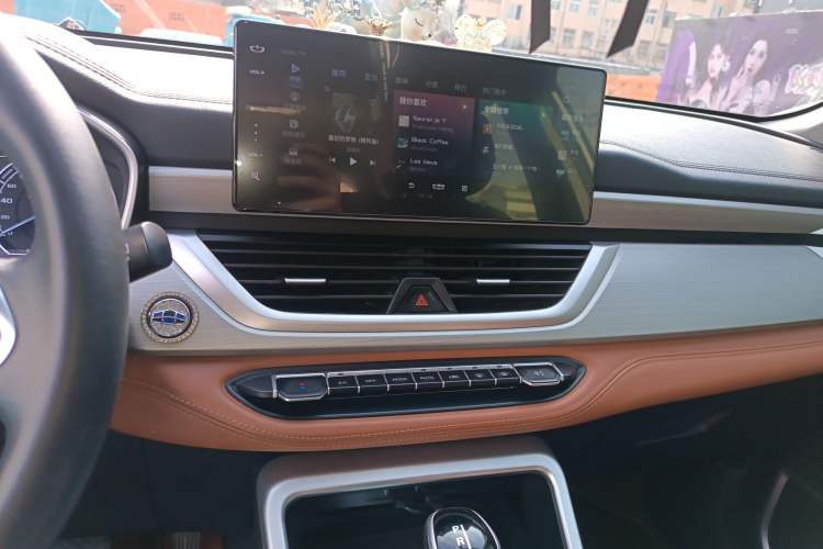 Used Geely Auto Vision X6 2020 1.4T CVT Luxury Edition