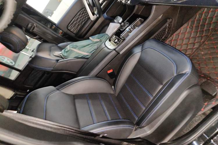 Used BAIC Off-Road BJ40 2020 2.0T Automatic Four-Wheel Drive Urban Hunter Edition Chivalrous Type Right Front Seat