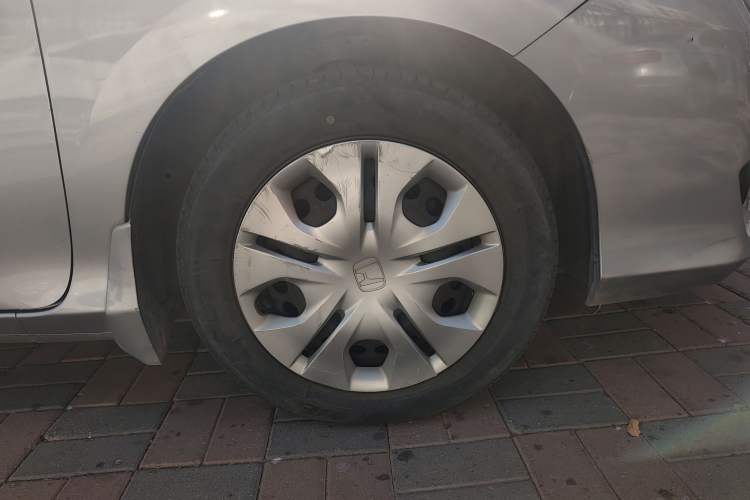 Used Honda Greiz 2016 1.5L CVT Comfort Version
