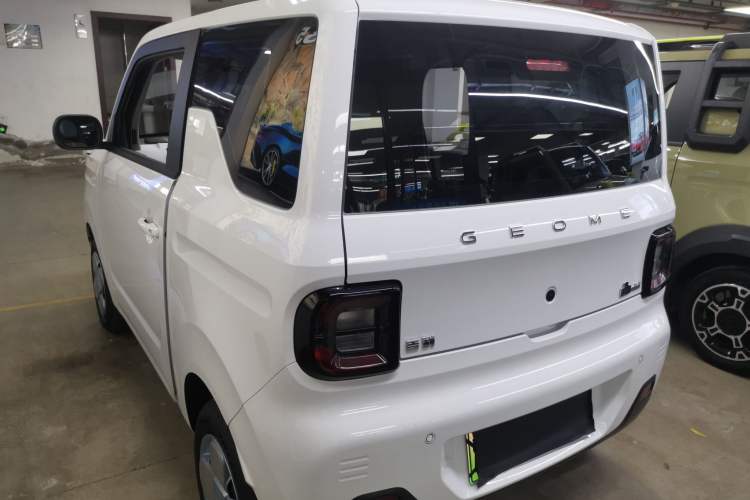 Used Geely Galaxy Panda 2025 210 km – Yuanqi Bear Rear Left 45 Deg