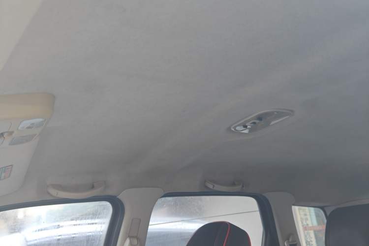 Used Haima Qishi 2013 2.0L Manual Classic Trim