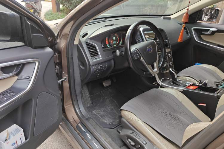 Used Volvo XC60 2014 T5 Zhiya Edition