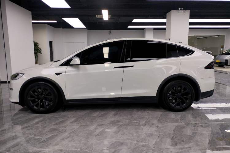 Used Tesla Model X 2023 Dual-Motor All-Wheel-Drive Version