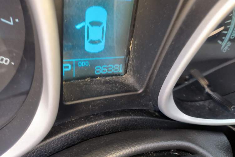 Used GAC Trumpchi GS5 2014 1.8T Automatic Two-Wheel Drive Supreme Edition Odometer Close Up