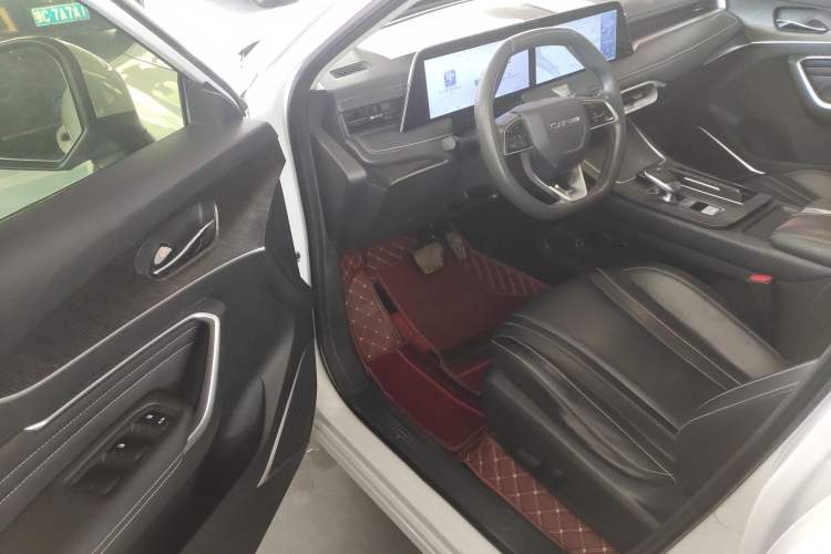 Used Venucia V 2021 260T Idol Edition