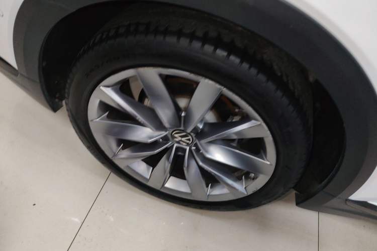 Used Volkswagen FAW-Volkswagen CC 2023 Hunting Vehicle 380TSI Hunter's Heart Edition
