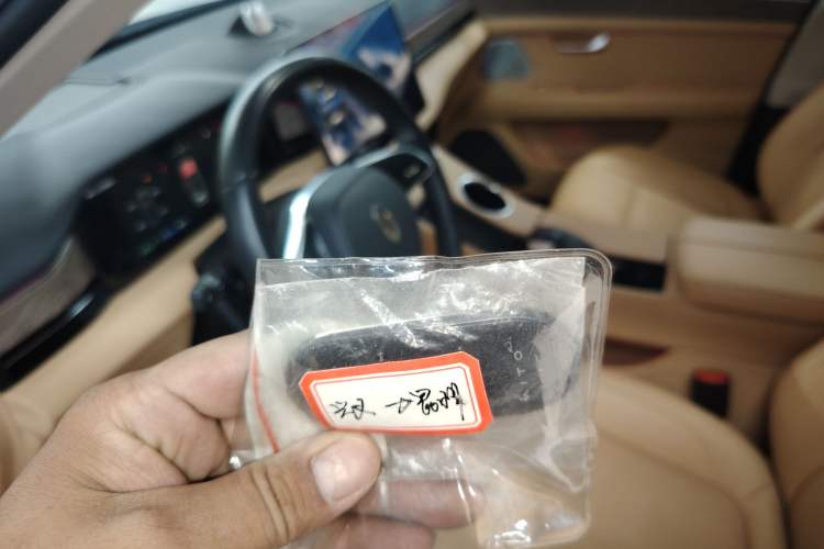 Used Hima AITO M5 2022 Extended-Range Four-Wheel Drive Ultimate Edition Vehicle Key