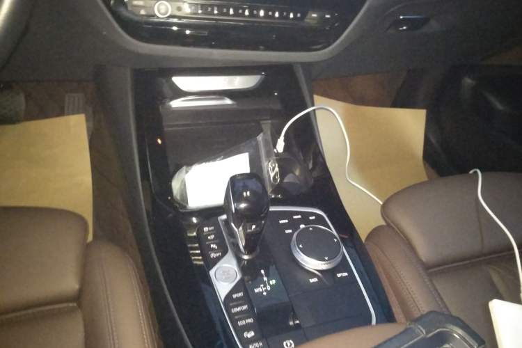 Used BMW X3 2023 xDrive30i Leading Model M Night Edition Package Gear Lever