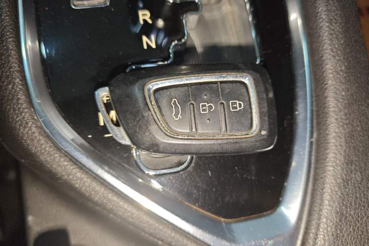 Used Dongfeng Aeolus AX5 2017 1.4T Automatic Quyue Model
