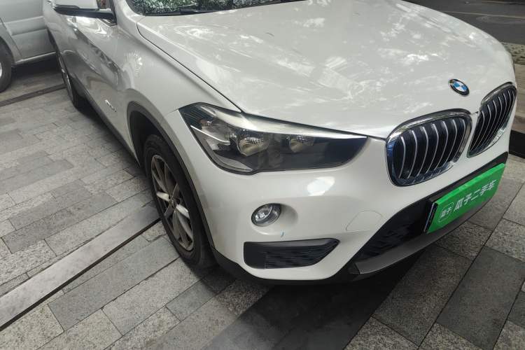 Used BMW X1 2016 sDrive18Li Fashion Model Right Front Headlight