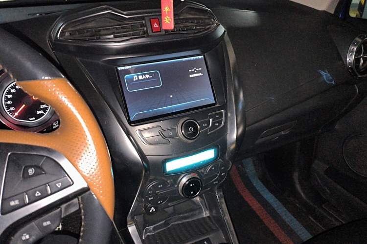 Used BYD Yuan 2016 1.5L Manual Luxury Model Audio And AC Panel