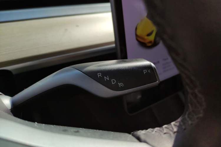 Used Tesla Model Y 2021 Standard Range Rear-Wheel Drive Version Gear Lever