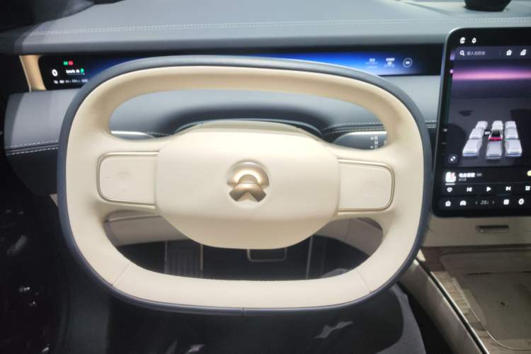 Used Nio ET9 2025 100kWh Signature Edition
