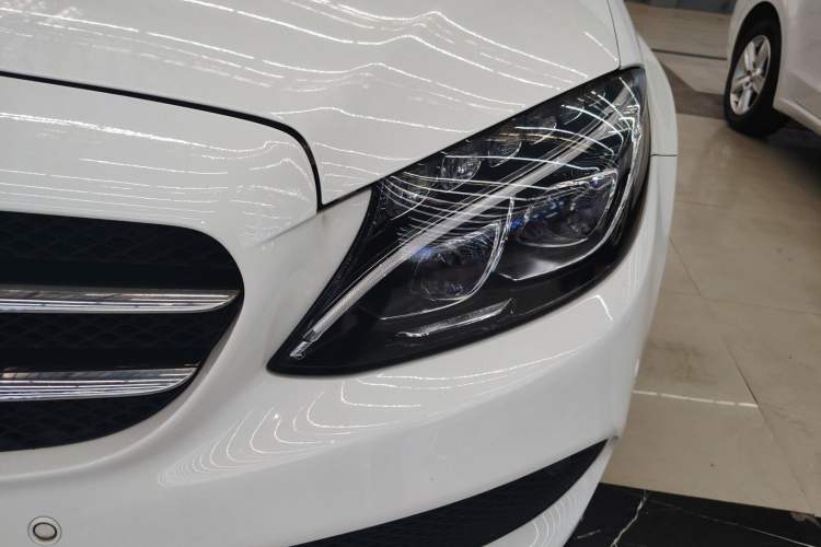 Used Mercedes-Benz C-Class 2017 C 200 Sport Edition 4MATIC Left Front Headlight