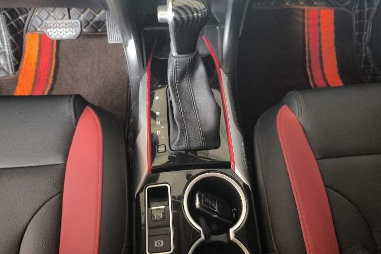 Used Haval H2 2017 Blue Label 1.5T Automatic Two-Wheel Drive Luxury Model Gear Lever