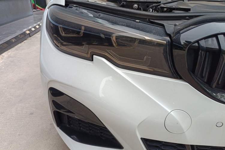 Used BMW 3 Series 2020 Restyled 325i M Sport Night Edition Package Right Front Headlight