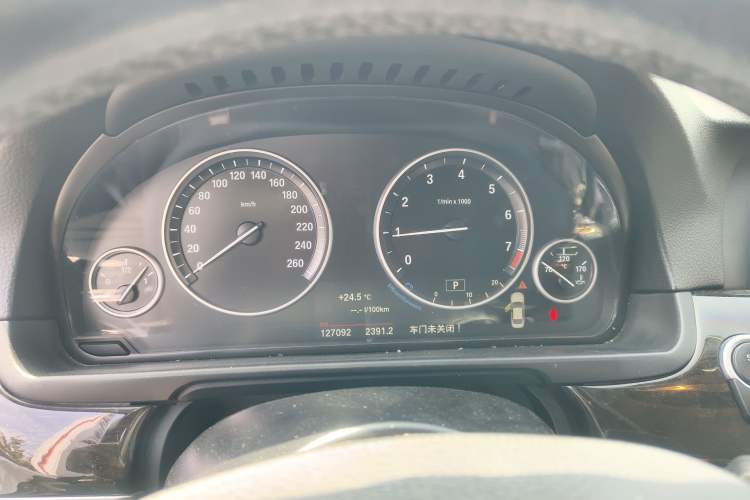 Used BMW 5 Series 2014 528Li Fashion Design Package Instrument Cluster