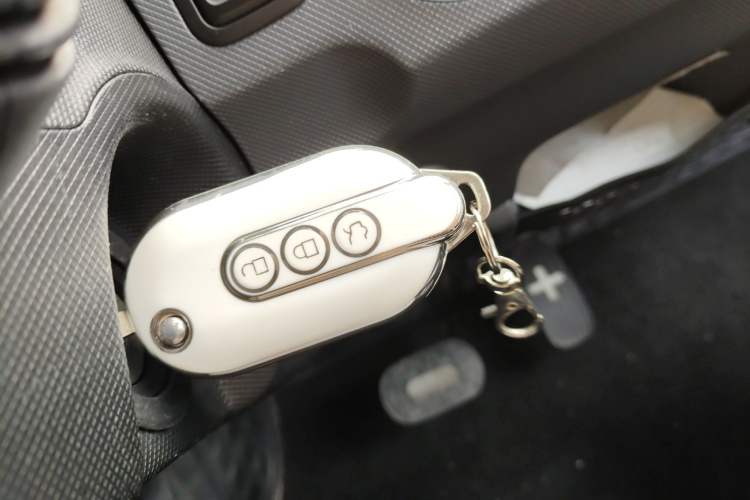 Used Wuling Hongguang MINIEV 2022 Macaron Premium Model – Lithium Iron Phosphate
