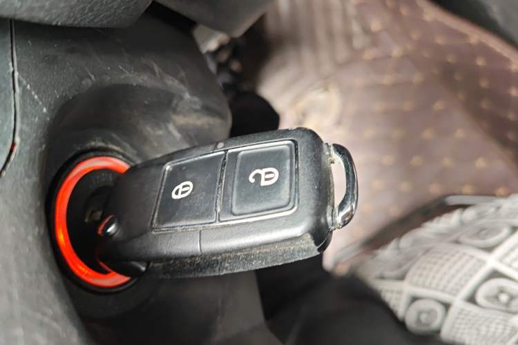 Used Isuzu TAGA 2018 3.0T Four-Wheel Drive Luxury Edition