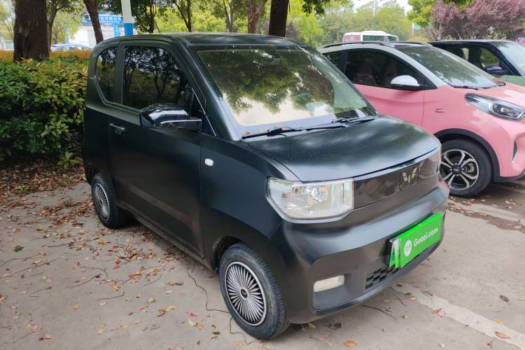 Used Wuling Hongguang MINIEV 2022 Zizai Version Lithium Iron Phosphate Front Right 45 Deg