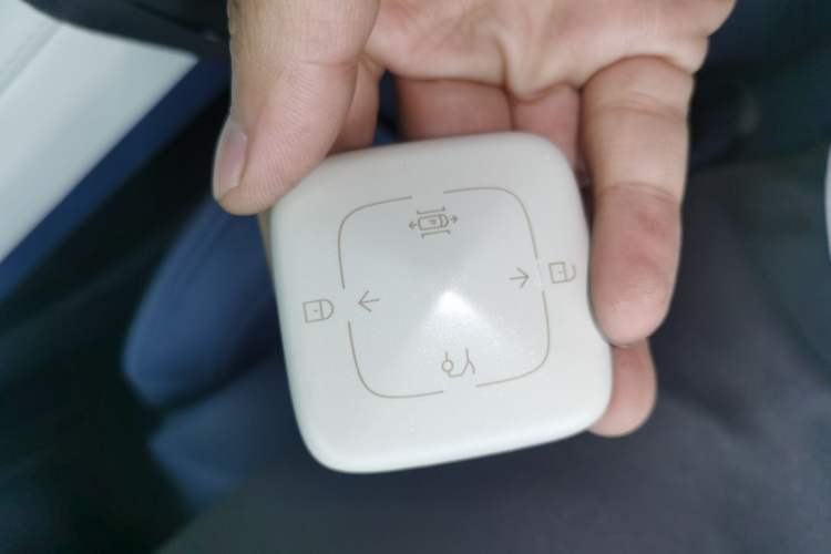 Used Zeekr 001 2024 YOU Edition 100 kWh All-Wheel Drive Interior 1