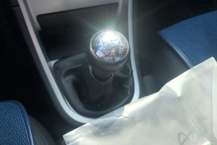 Used Peugeot 307 2012 1.6L Manual CROSS Gear Lever