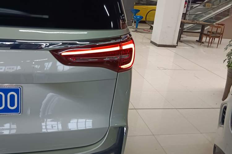 Used Buick GL8 2021 ES Landtrek 653T Comfort Edition
